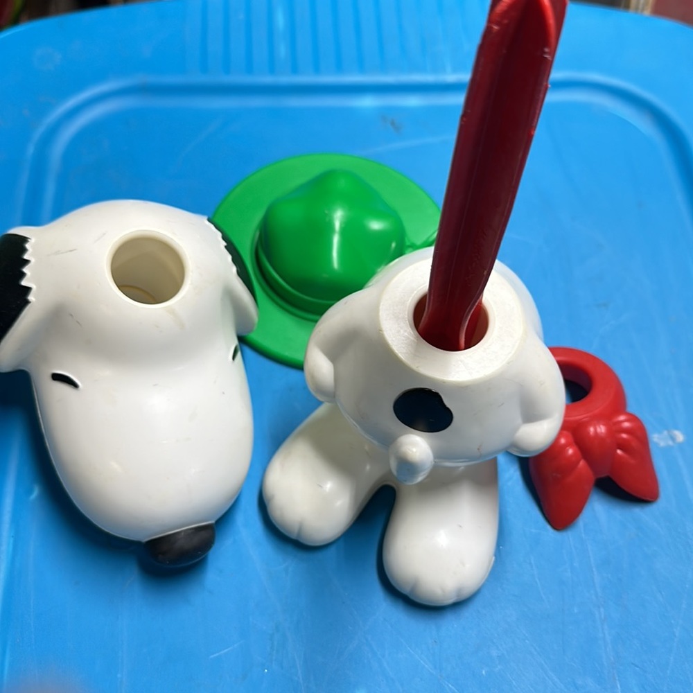 Vintage c. 1966 Snoopy Forest Ranger Plastic Stacking Puzzle by Hasbro